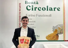Andrea Bedogni, titolare del marchio Bontà Circolare. L'azienda trasforma le scorze di agrumi in farine funzionali.