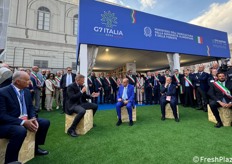 L'inaugurazione del 21 settembre è stata preceduta da una convegno sui temi importanti del comparto: siccità, alluvioni, concorrenza estera, partnership coi Paesi africani, qualità produttiva dell'Italia e altri. Da sx: Salvatore Barbagallo (assessore Agricoltura Regione Siciliana), Francesco Lollobrigida (ministro Agricoltura), Bruno Vespa (giornalista), Renato Schifani (Presidente Regione Siciliana), Francesco Italia (sindaco di Siracusa).