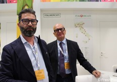 Andrea Chiodi (direttore mercato ortofrutticolo di Bergamo) e Giocomo Salvi (presidente Bergamo mercati Spa)