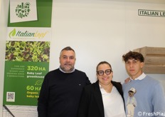 Carlo Fantoni, Ida e Giuseppe Adinolfi per l'Op ItalianLeaf. Nella serata del 9 ottobre 2024, l'organizzazione di produttori è stata premiata da Bama (azienda leader nel settore ortofrutta, che opera in Scandinavia) come fornitore dell'anno 2024. 