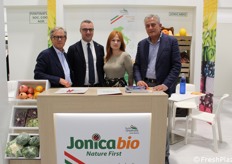 Salvatore Pontrandolfi, Giovanni Traetta, Dania Bonfermino e Giovanni Ranaldo dell'OP Jonica Bio