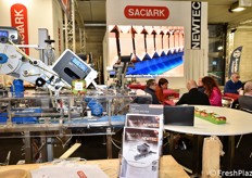 Saclark ha proposto in fiera diverse soluzioni tecniche per il mondo della mela. L'azienda è distributore esclusivo di brand di prestigio come Newtec A/S, C-Pack, H-tech, Jasa ed Esn group.