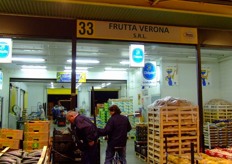 Stand 33 (Frutta Verona).