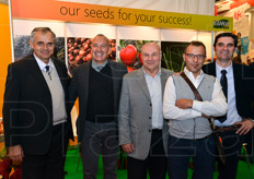 Recenti acquisti qualificano il team commerciale della Cora Seeds! Da sinistra a destra: Maurizio Bacchi (general manager), Angelo Crucitti (direttore commerciale Italia), Paolo Sarzi Maddidini (new entry), Fabrizio Abbondanza (agente Emilia-Romagna) e Alberto Veronesi (new entry).