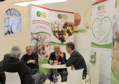 Nello stand del Consorzio Funghi di Treviso si ragiona su come affrontare la concorrenza polacca.