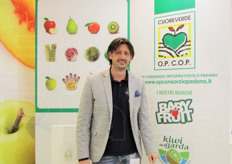 Andrea Tibaldo del Consorzio ortofrutticolo padano, specializzato in baby fruit, pesca di Verona e kiwi del Garda.